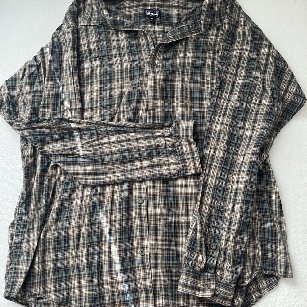 Patagonia Men's Plaid Shirt - Green and Brown